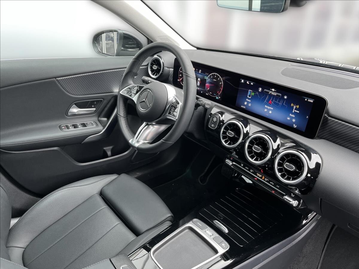 Mercedes-Benz Třídy A Hatchback 2,0 l 110 kw