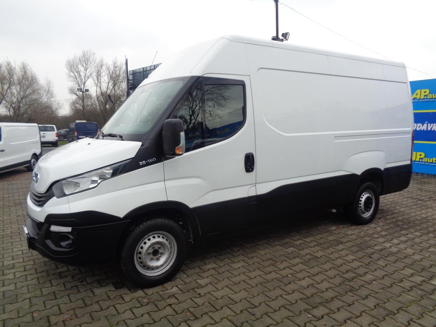 Iveco Daily Ostatní 2,3 l 100 kw