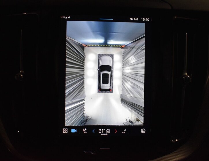 Volvo XC60 SUV / Terénní 2,0 l 184 kw