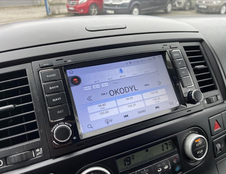 Volkswagen Multivan 34