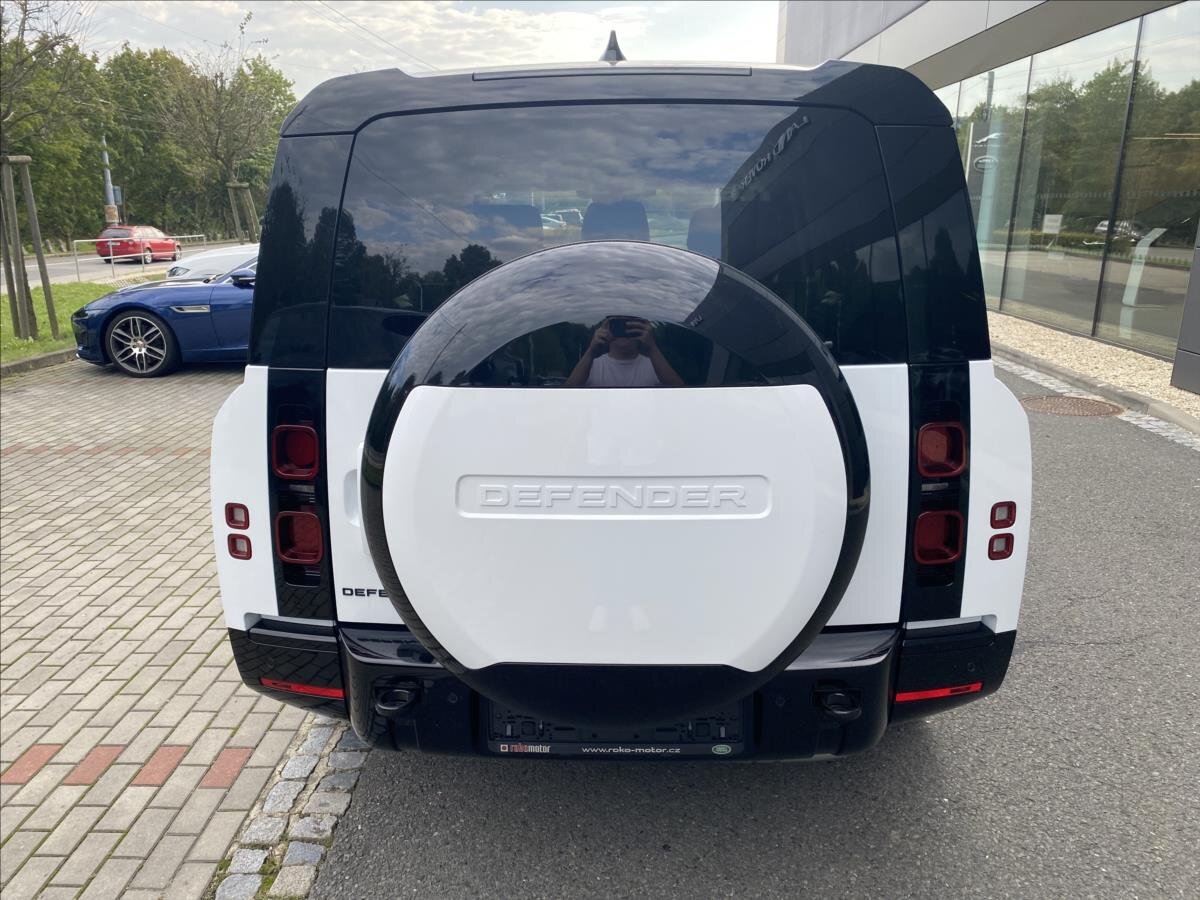 Land Rover Defender SUV / Terénní 3,0 l 221 kw