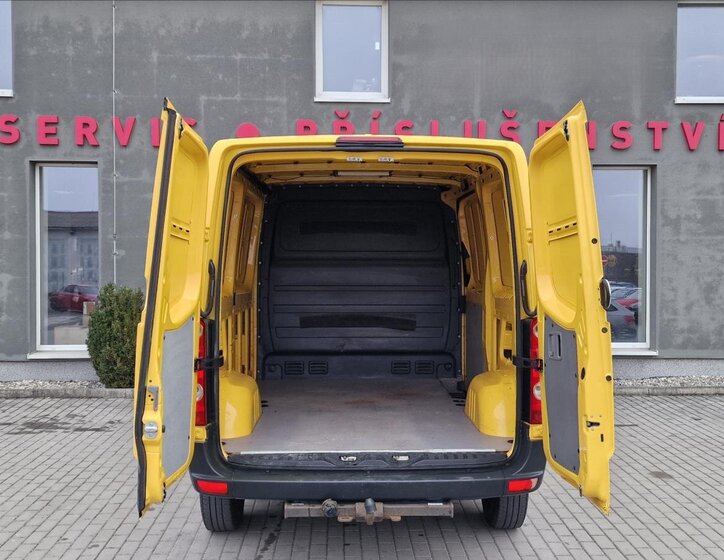 Volkswagen Crafter Skříň 2,0 l 100 kw