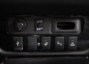 Mitsubishi Outlander SUV / Terénní 2,4 l 99 kw