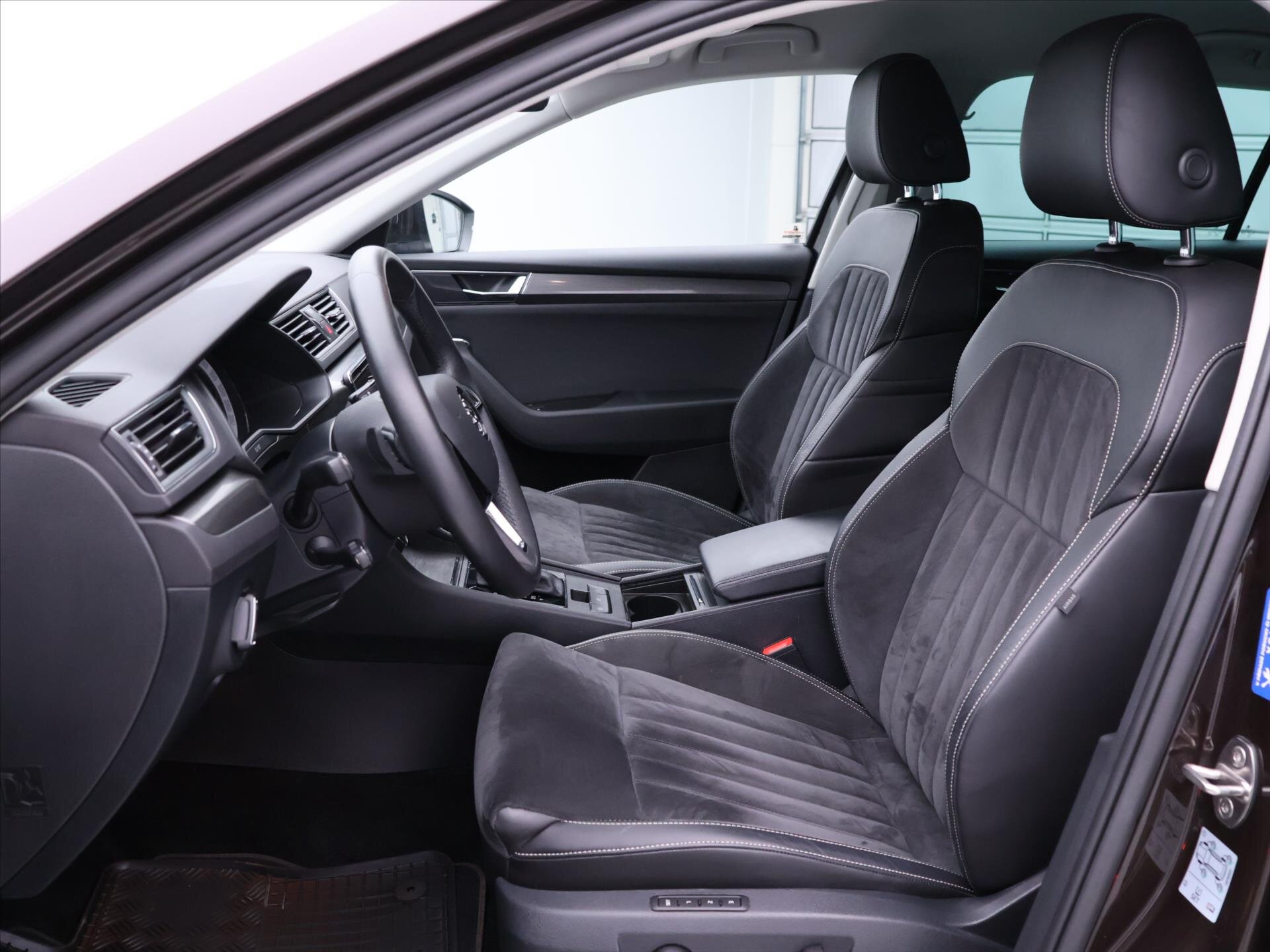 Škoda Superb Kombi 2,0 l 110 kw