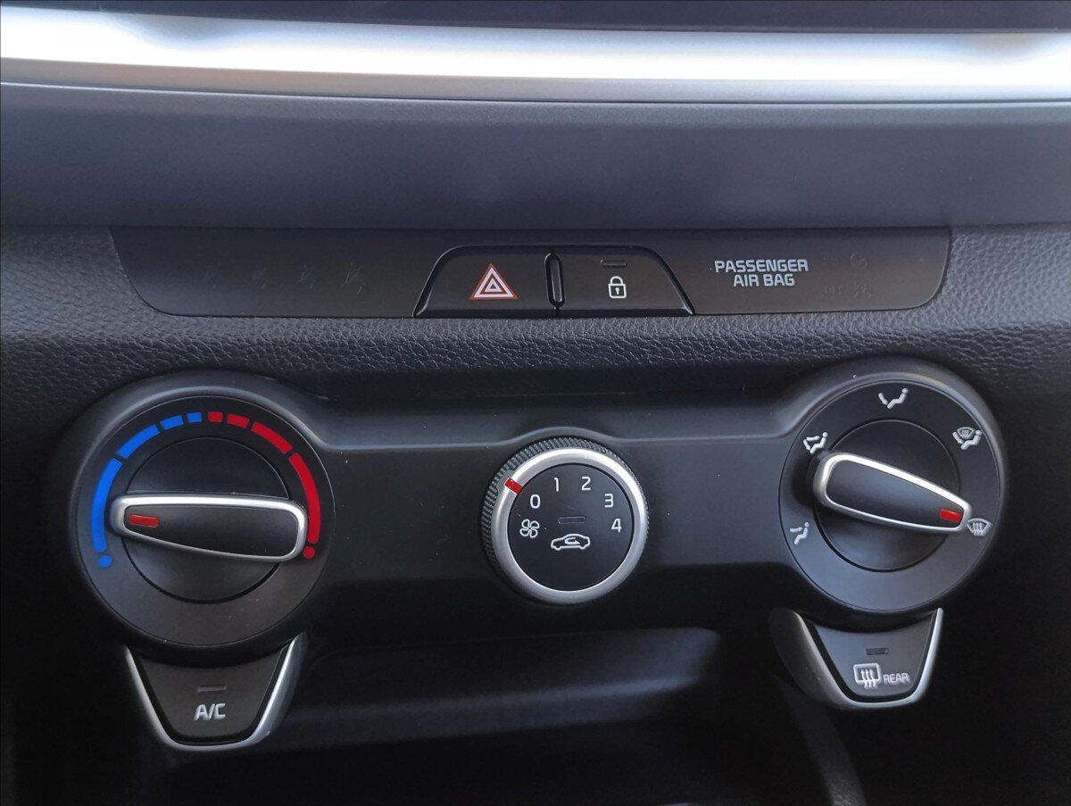 KIA Stonic Hatchback 1,4 l 73 kw