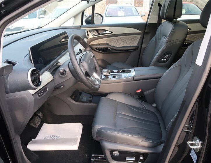 Dongfeng U-Tour MPV 1,5 l 130 kw