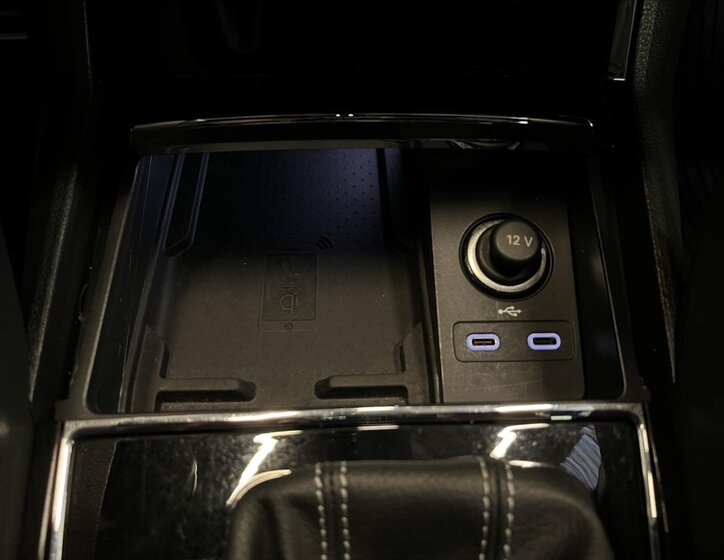 Škoda Karoq SUV 1,5 l 110 kw