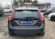 Volvo V60 Kombi 2,4 l 162 kw