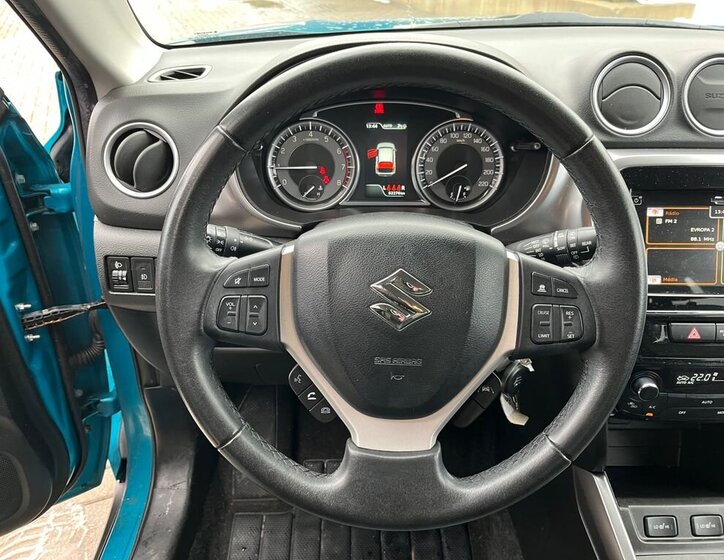 Suzuki Vitara SUV 1,4 l 103 kw