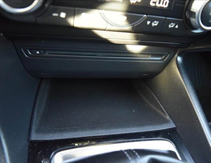 Mazda 3 Hatchback 2,0 l 121 kw