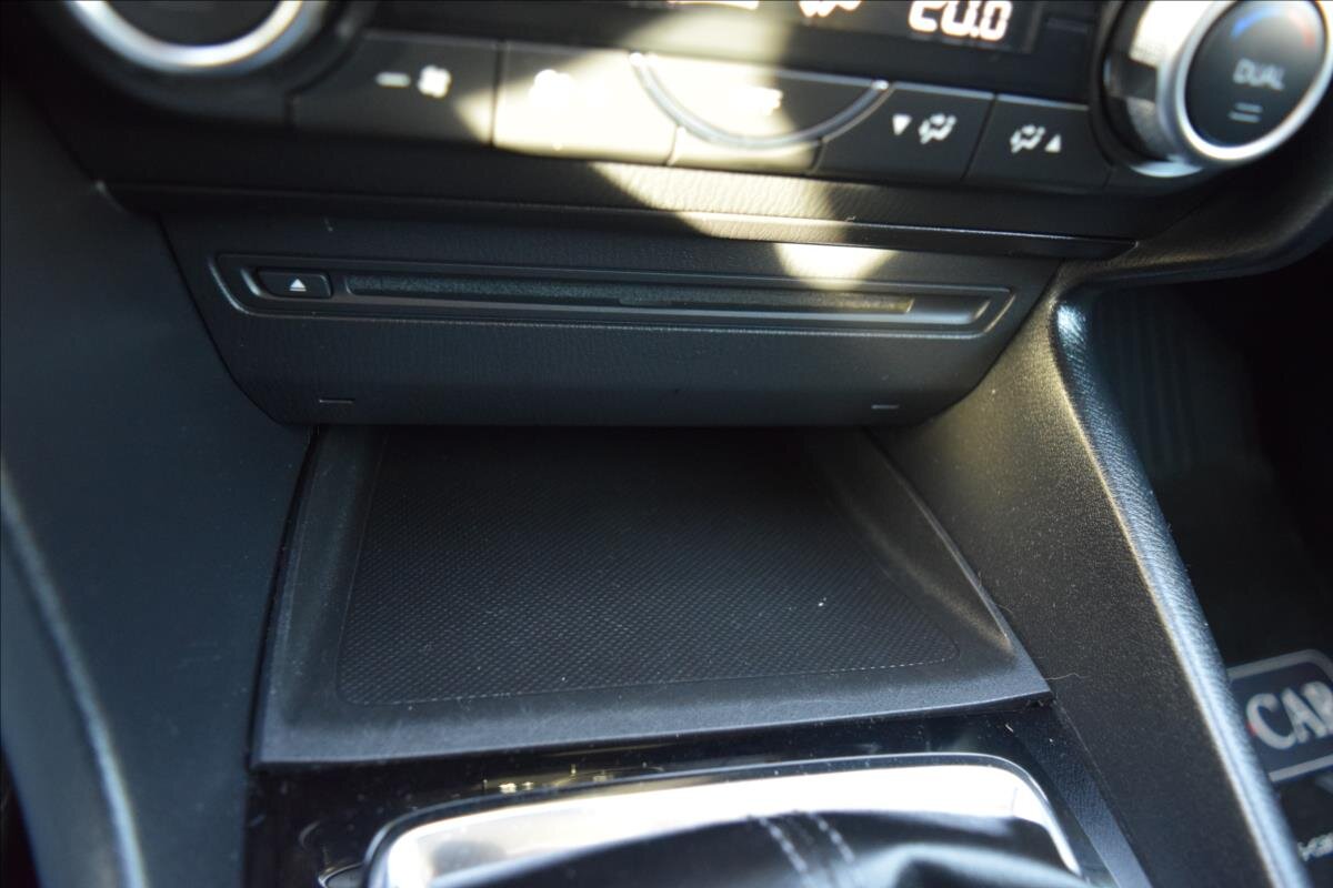 Mazda 3 Hatchback 2,0 l 121 kw