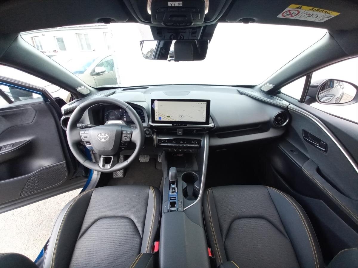 Toyota C-HR SUV / Terénní 2,0 l 112 kw