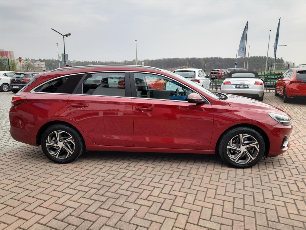 Hyundai i30 Kombi 998,0 88 kw