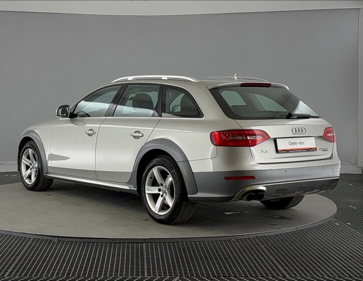 Audi A4 Allroad Kombi 2,0 l 140 kw