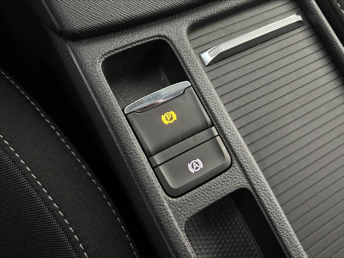 Škoda Octavia Liftback 2,0 l 110 kw