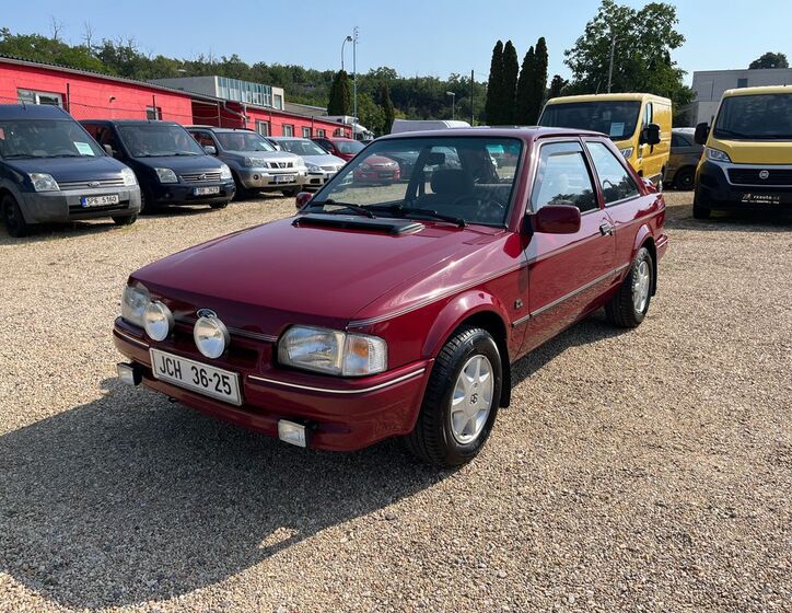 Ford Escort 1