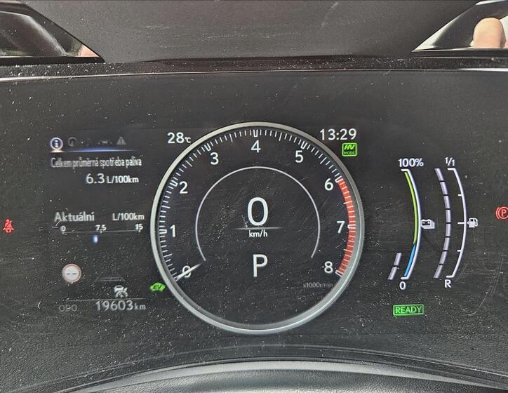 Lexus NX 450h plus 11