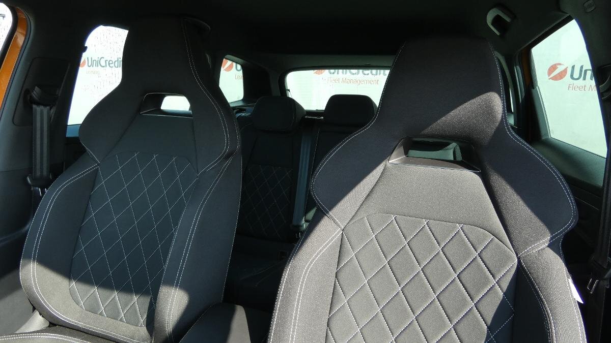 Škoda Karoq SUV / Terénní 1,5 l 110 kw