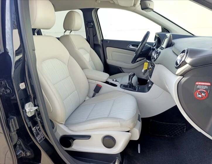 Mercedes-Benz Třídy B Kombi 2,0 l 115 kw