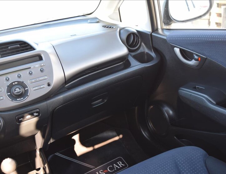 Honda Jazz Hatchback 1,2 l 66 kw