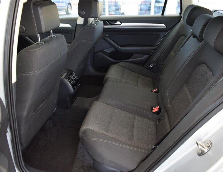 Volkswagen Passat Kombi 1,9 l 110 kw