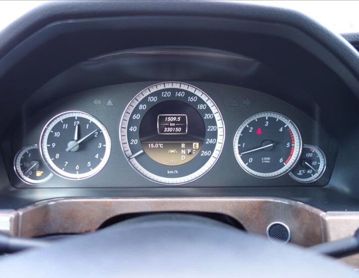 Mercedes-Benz Třídy E Kombi 3,0 l 195 kw