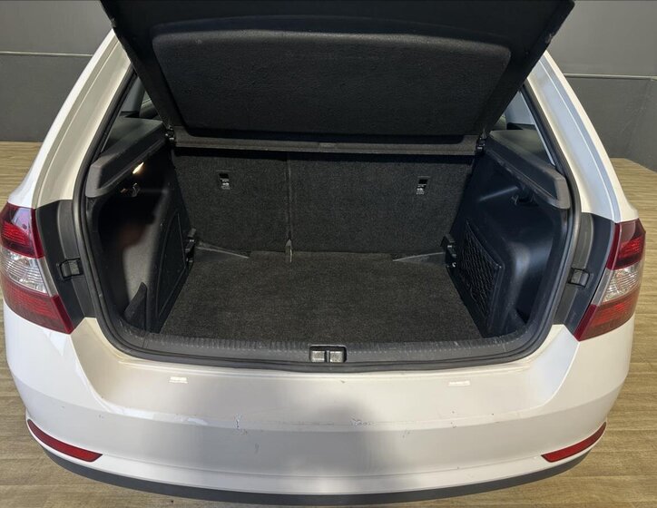 Škoda Rapid Hatchback 999,0 81 kw