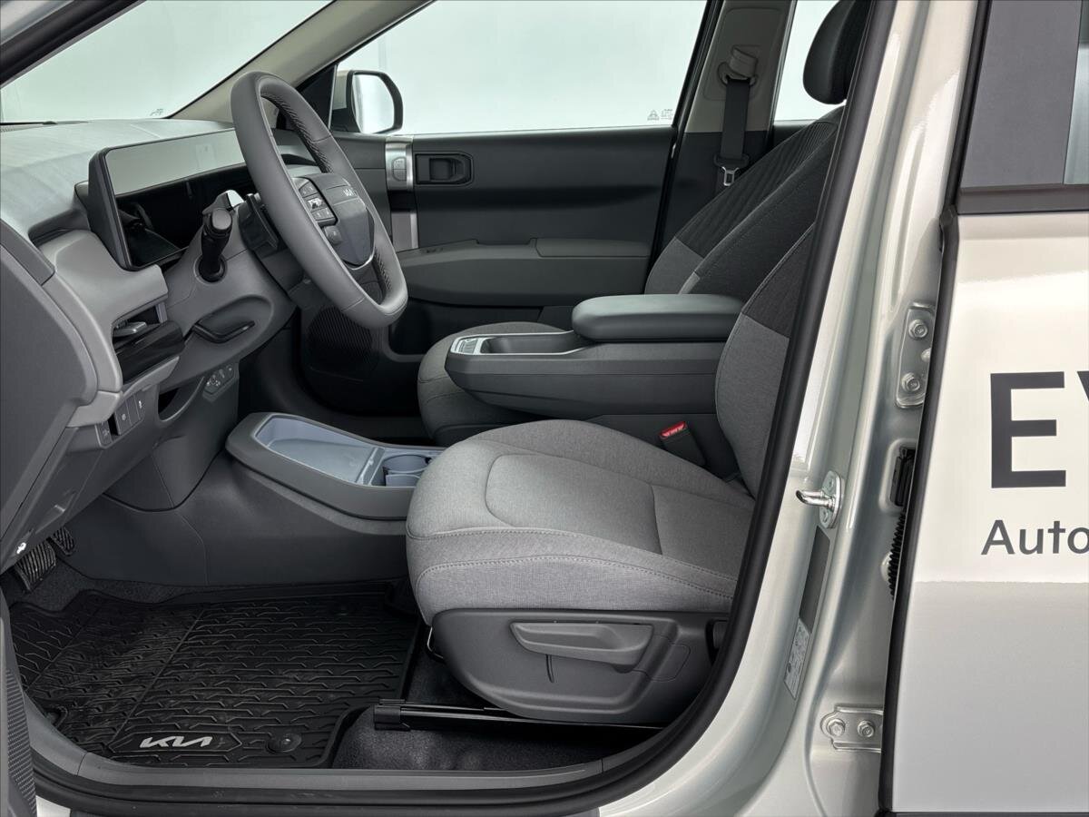 KIA EV3 SUV / Terénní 0,0 150 kw