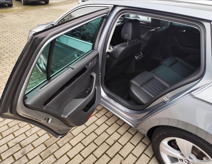 Škoda Superb Kombi 2,0 l 140 kw