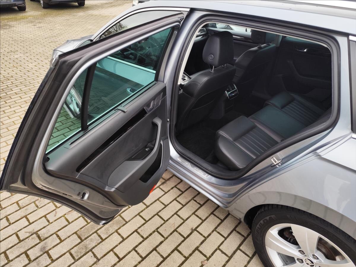 Škoda Superb Kombi 2,0 l 140 kw