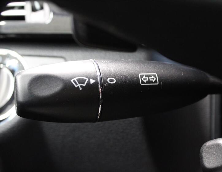 Mercedes-Benz Třídy E 22