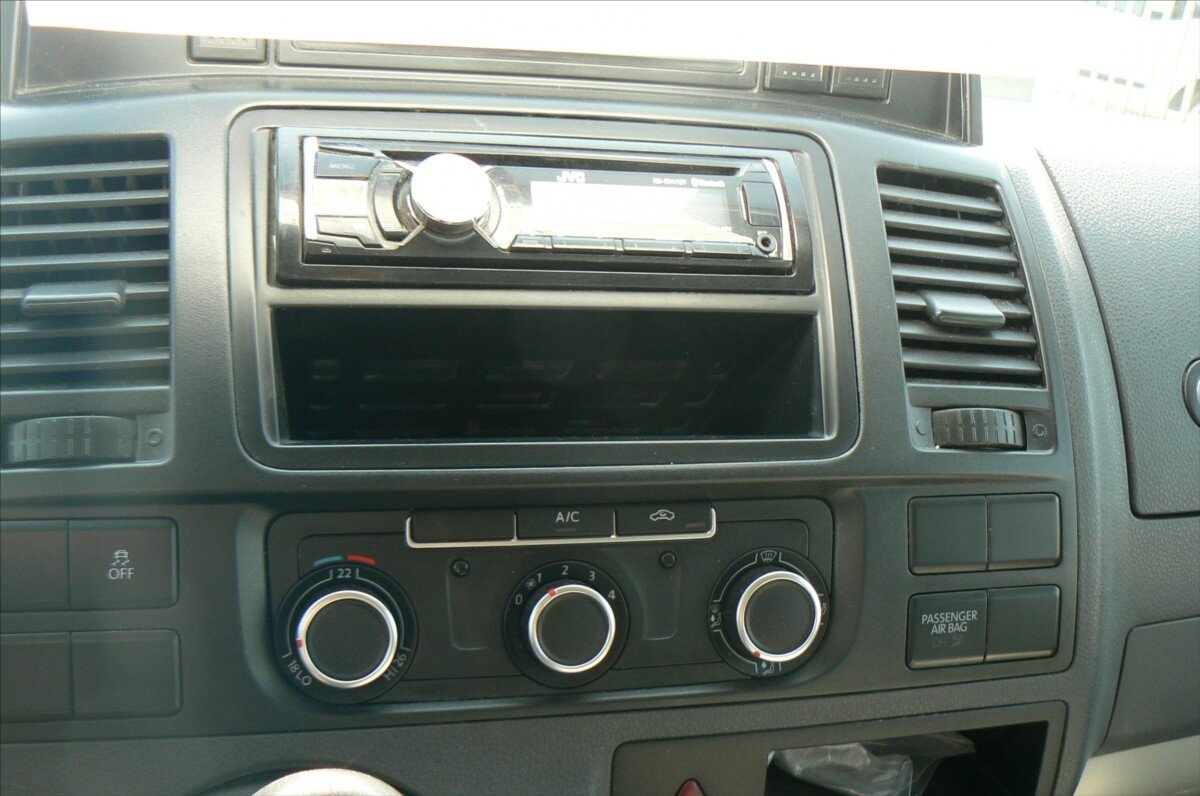 Volkswagen Transporter Sklápěč 2,0 l 103 kw