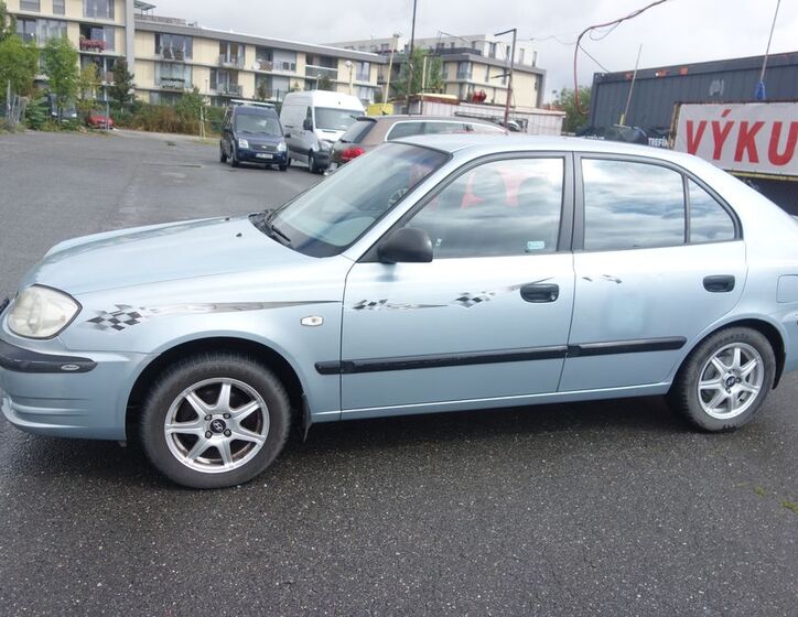 Hyundai Accent 2