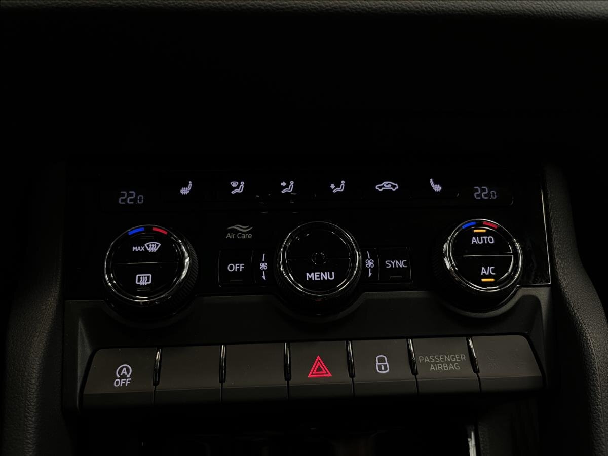 Škoda Karoq SUV 1,5 l 110 kw