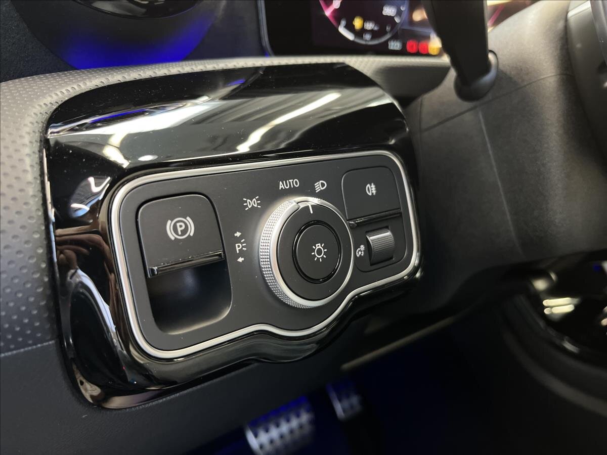 Mercedes-Benz CLA Kupé 2,0 l 165 kw