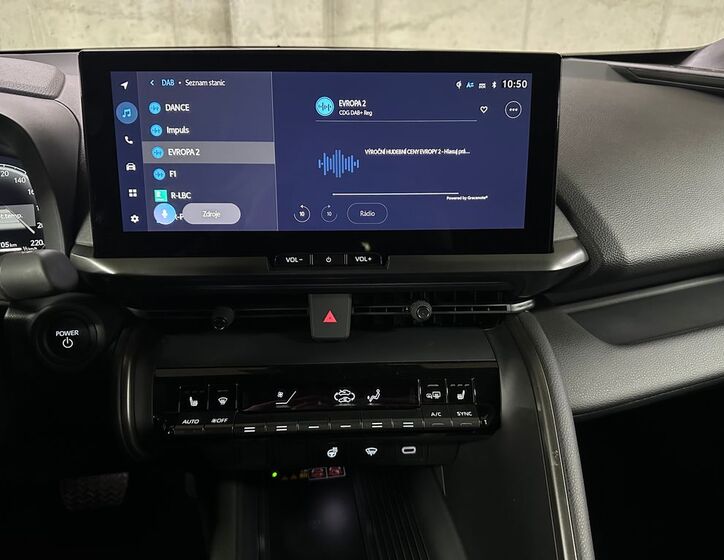 Toyota C-HR Hatchback 1,8 l 90 kw