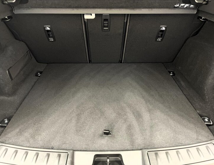 Land Rover Range Rover Evoque SUV / Terénní 1,5 l 198 kw