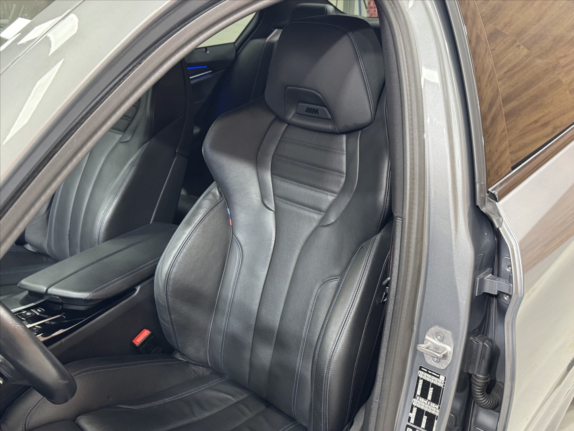 BMW Řada 5 Sedan / Limuzína 4,4 l 390 kw