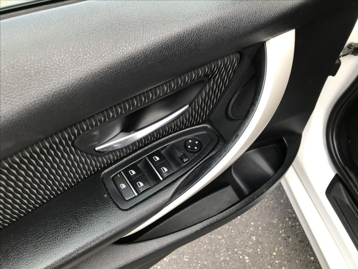 BMW Řada 3 Kombi 2,0 l 110 kw