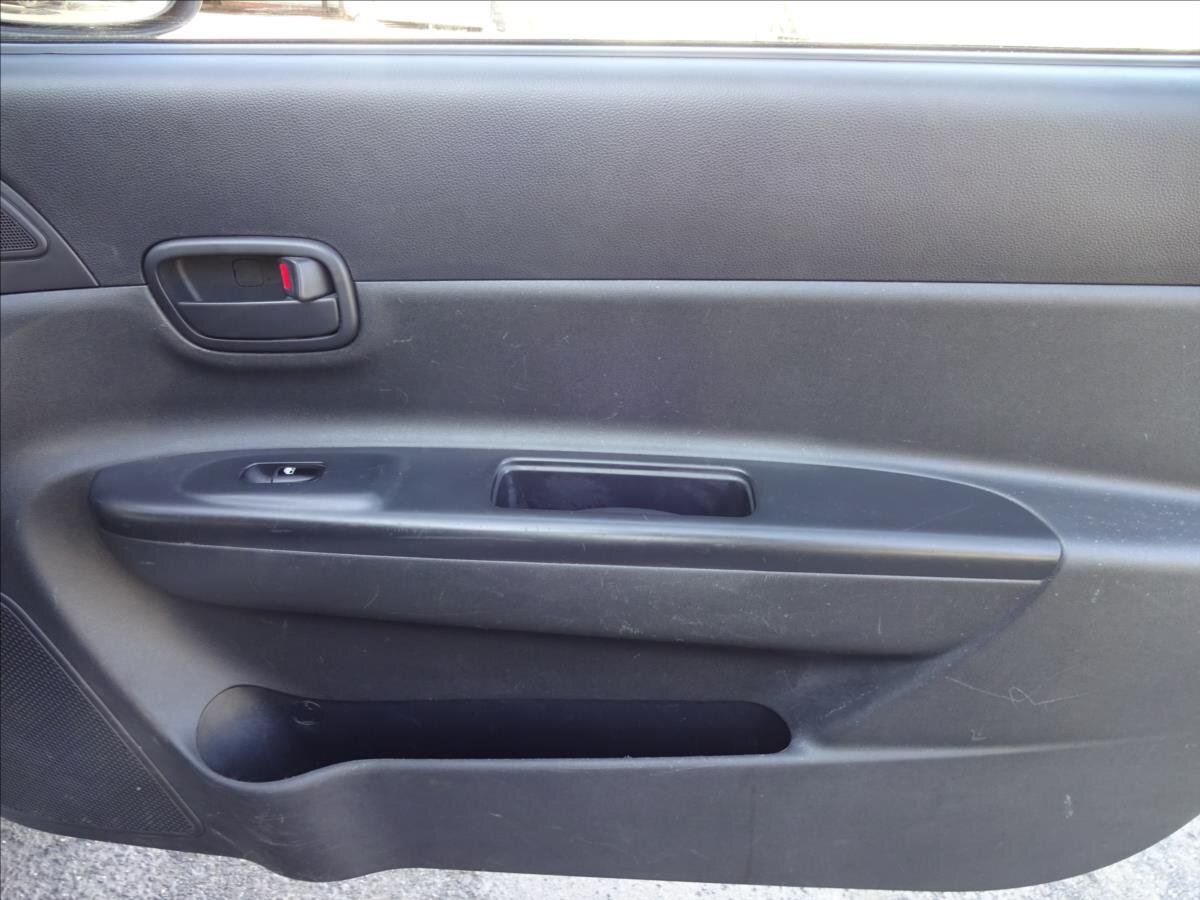 Hyundai Accent Hatchback 1,4 l 71 kw