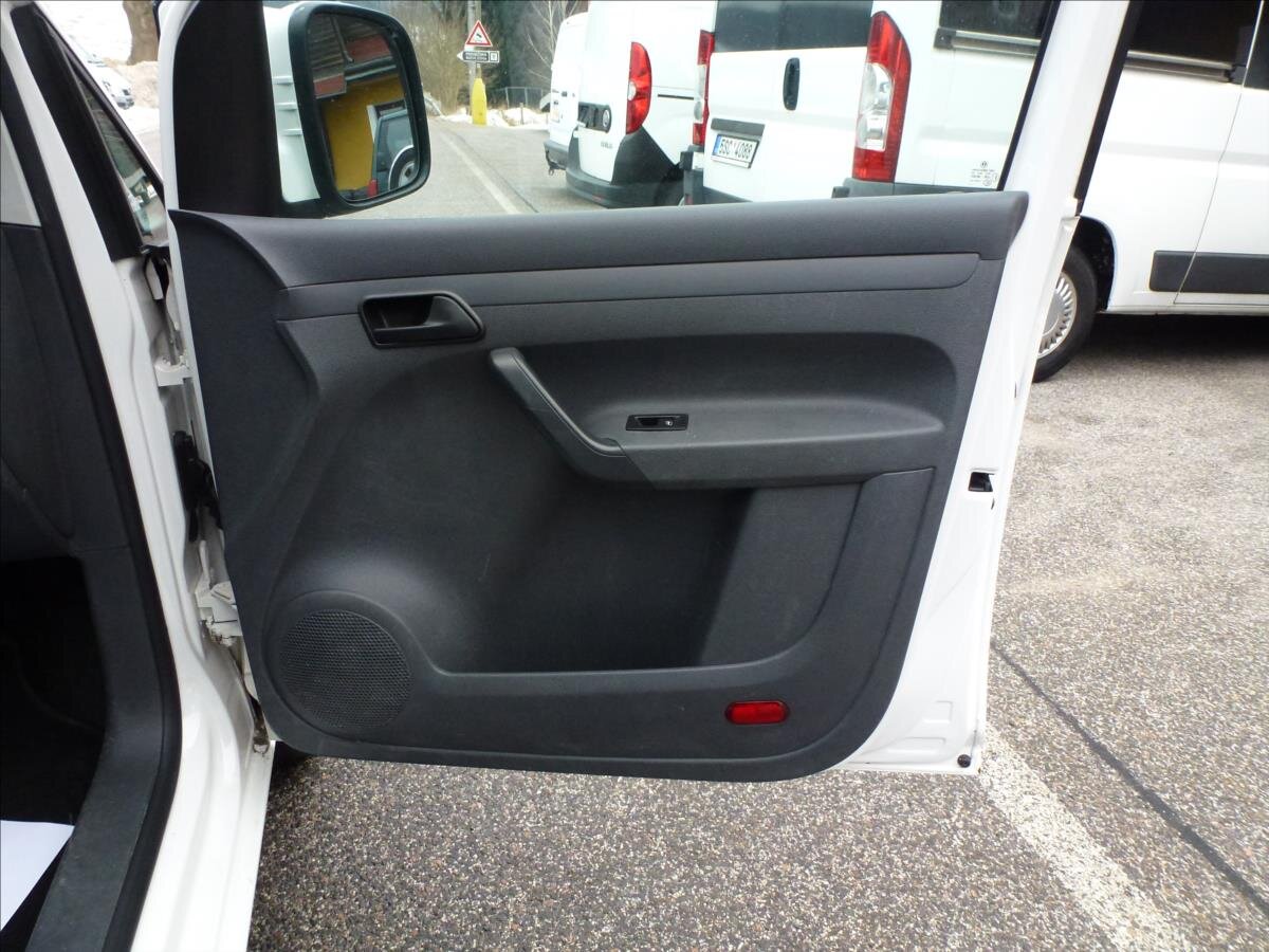 Volkswagen Caddy Skříň 1,6 l 55 kw