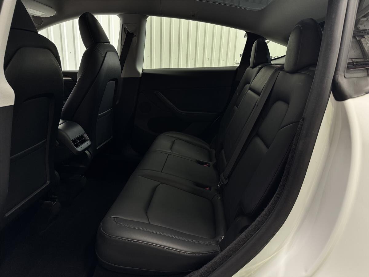 Tesla Model Y SUV 0,0 378 kw