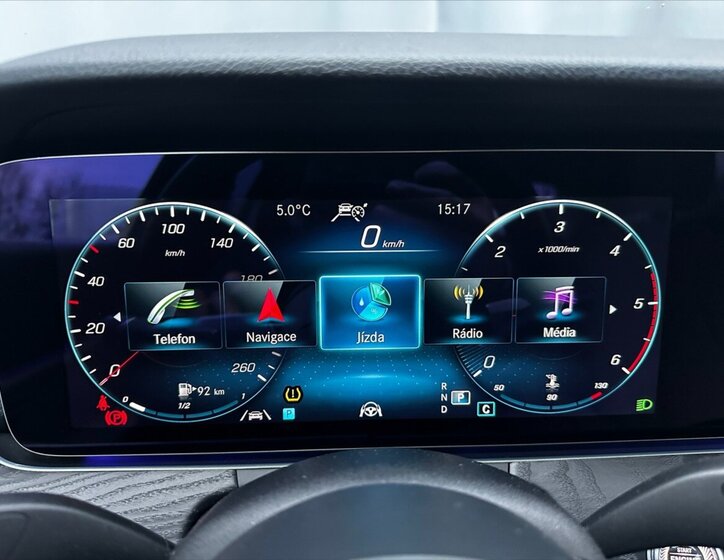 Mercedes-Benz Třídy E Sedan / Limuzína 2,0 l 143 kw