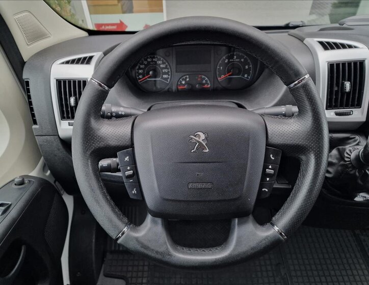 Peugeot Boxer VAN-Minibus 2,2 l 103 kw