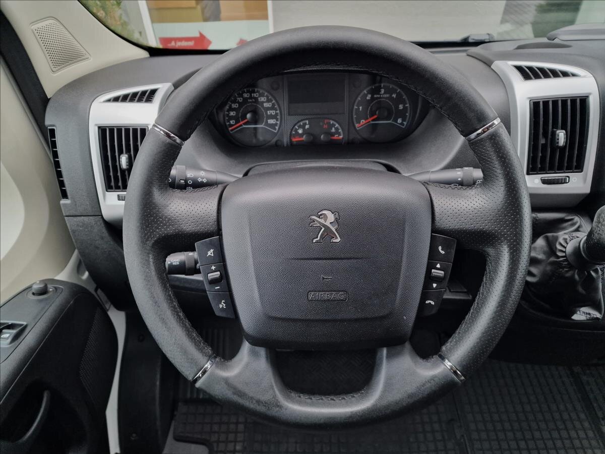 Peugeot Boxer VAN-Minibus 2,2 l 103 kw