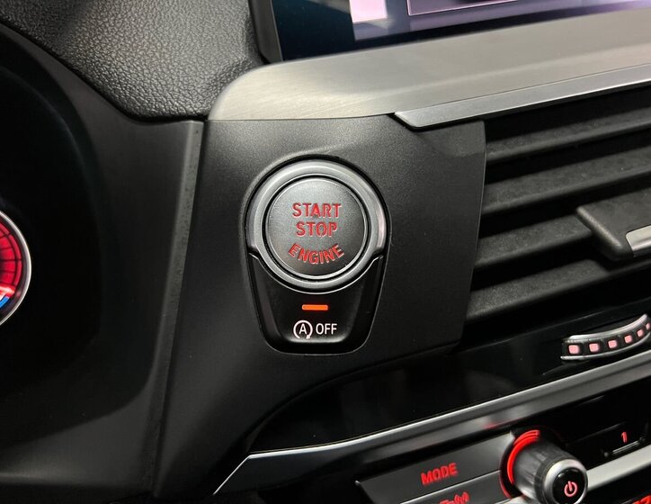 BMW X3 SUV / Terénní 3,0 l 195 kw