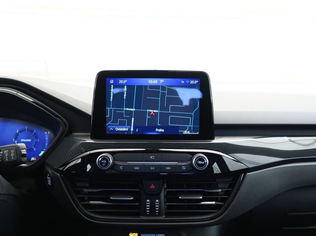 Ford Kuga SUV / Terénní 2,0 l 88 kw