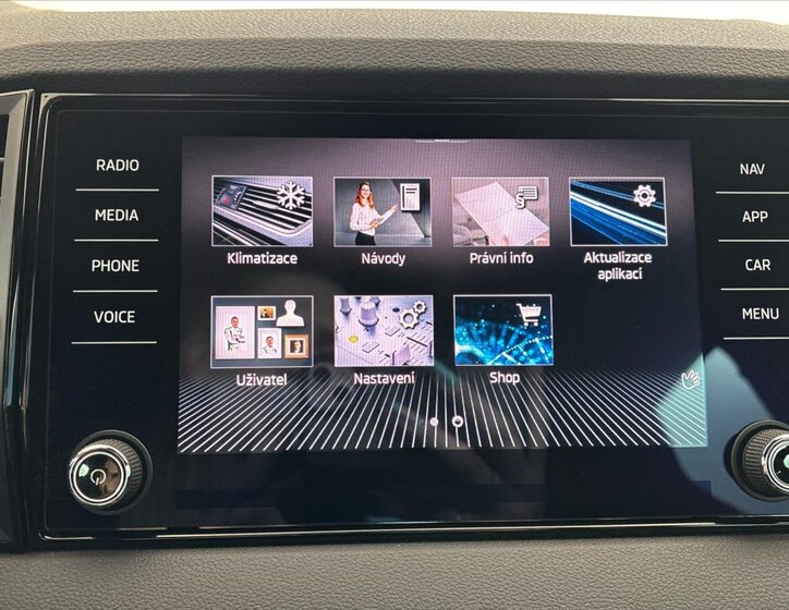 Škoda Karoq SUV / Terénní 1,5 l 110 kw