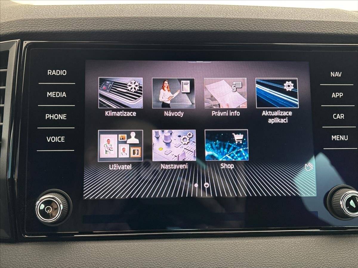 Škoda Karoq SUV / Terénní 1,5 l 110 kw