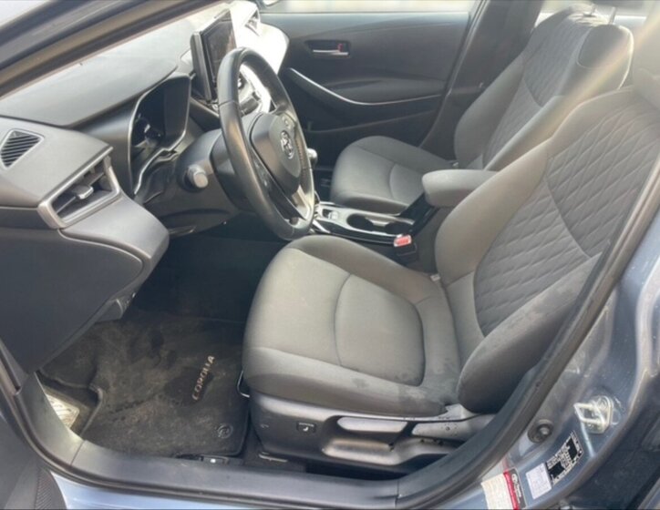 Toyota Corolla Sedan / Limuzína 1,5 l 92 kw